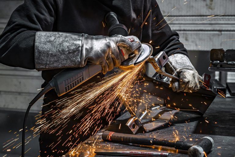 Svářeč (aluminium, MIG/MAG) – Bussnang, Švýcarsko